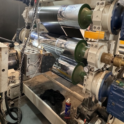 IXPE XLPE 泡状シートロールのための交叉リンクした泡式挤出機械生産ライン