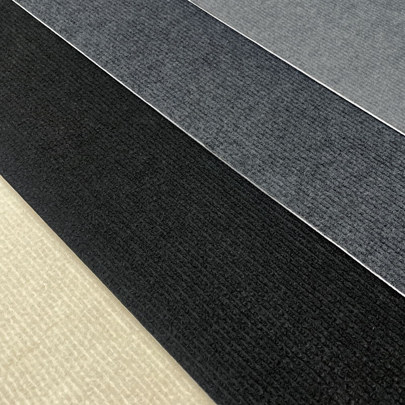 ステップ保護のための 200 センチメートル自己粘着耐摩耗性アンチ猫傷ソファマット